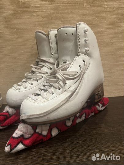 Коньки Risport excellence 21 фигурные 32-33р