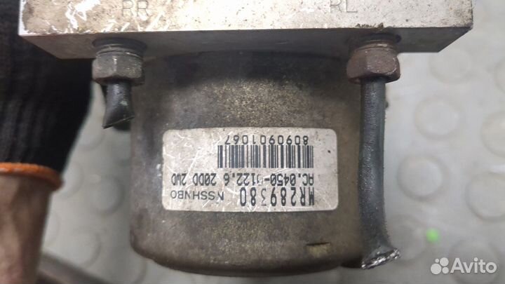 Блок абс, насос Mitsubishi Space Wagon, 1999