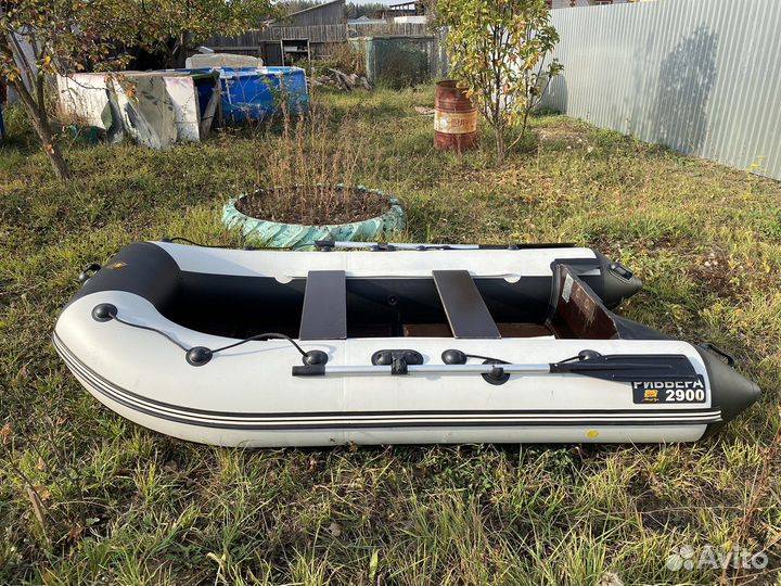 Моторная лодка ривьера 2900с