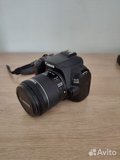 Canon 250D + объектив 55-250mm + фильтра