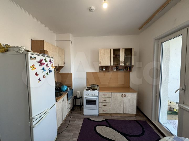 2-к. квартира, 65 м², 9/9 эт.