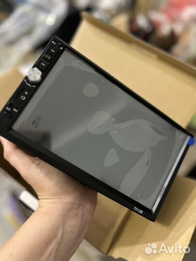 Магнитола автомобильная