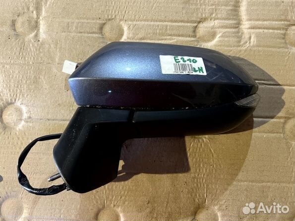 Зеркало левое Toyota Corolla E210