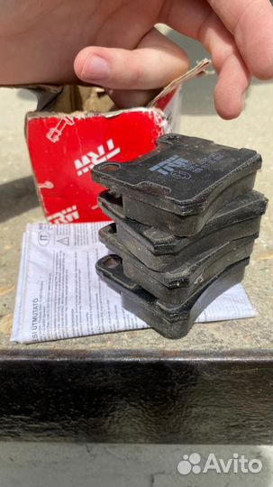 Колодки на 124 mercedes