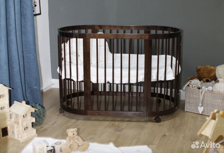 Кроватка овальная, новая