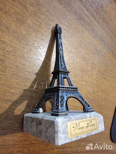 Эйфелева башня