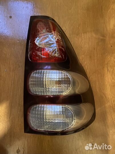Фонарь задний Тойота Прадо 120
