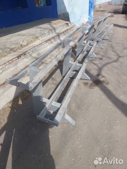 Стойки под гатели, грифы