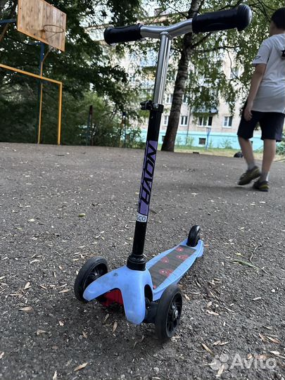 Самокат детский трехколесный