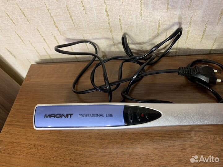 Выпрямитель для волос