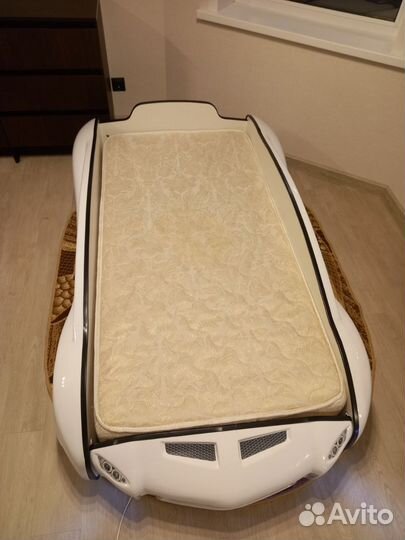 Детская кровать машина для мальчика