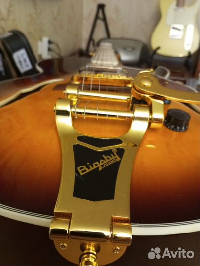Gibson E 175