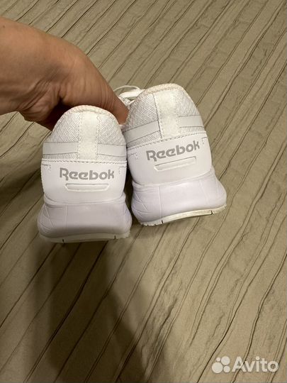 Кроссовки reebok женские