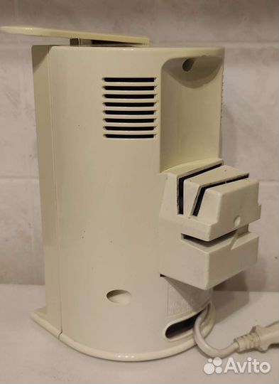 Ножеточка электрическая + открывашка консерв