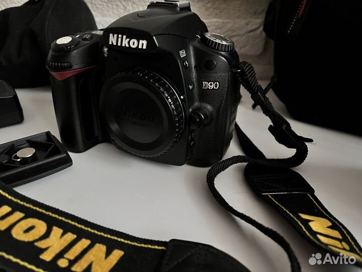 Фотоаппарат зеркальный nikon D90