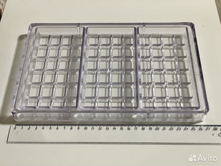 Поликарбонатная форма для шоколада