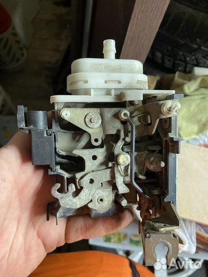 Замок правый Ауди А4 b5