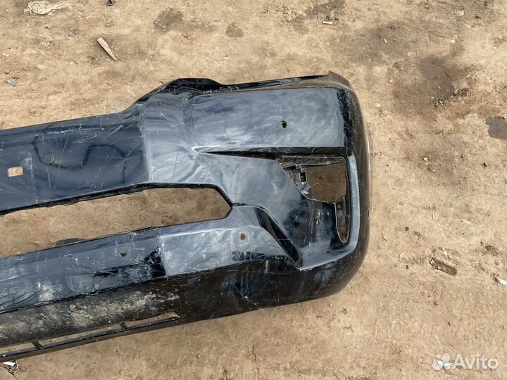 Передний бампер Toyota Land Cruiser Prado