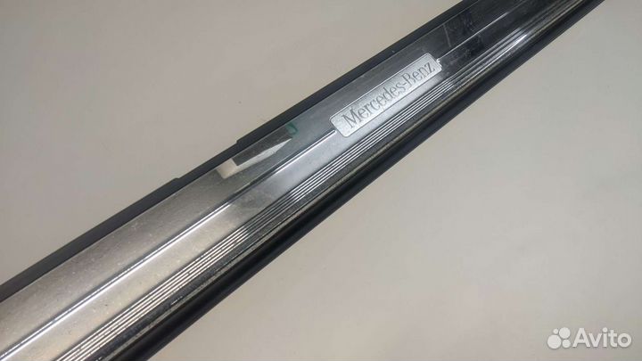 Накладка порога mercedes