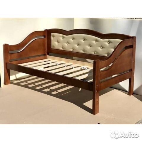 Детская кровать из массива