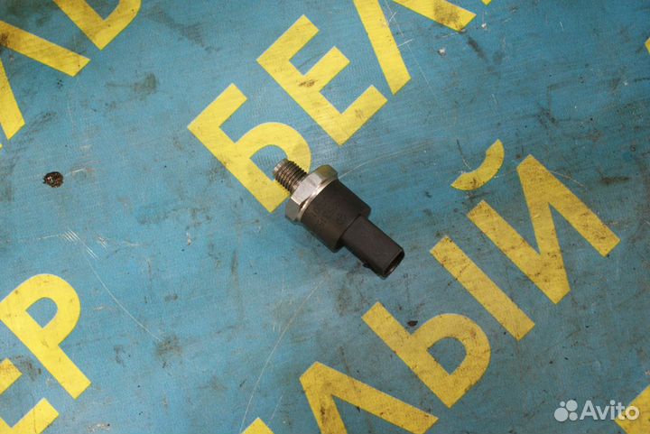 Датчик давления топлива Mercedes-Benz W210