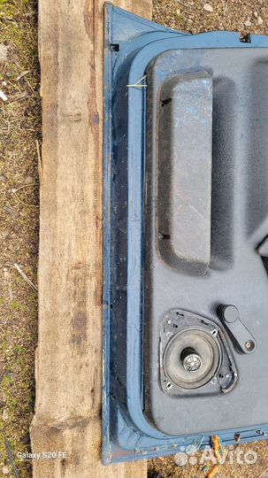 Дверь Вольво 440 volvo 440