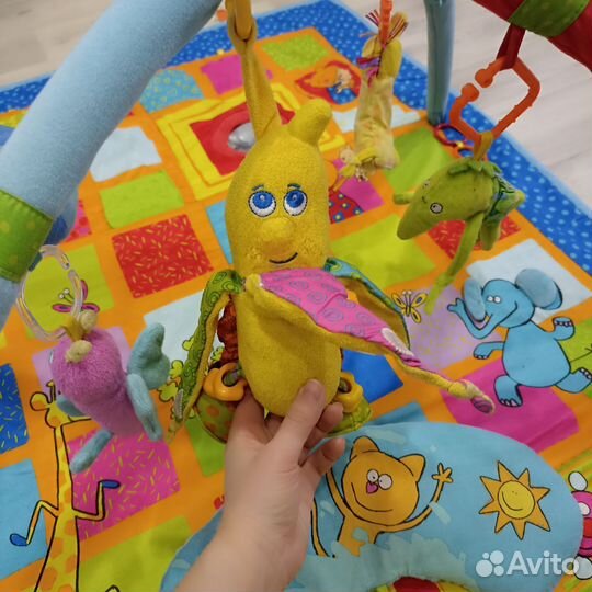 Развивающий коврик