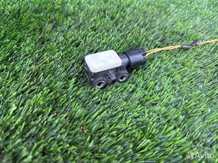 Датчик удара передний Bmw X5 E70 N52B30 2007