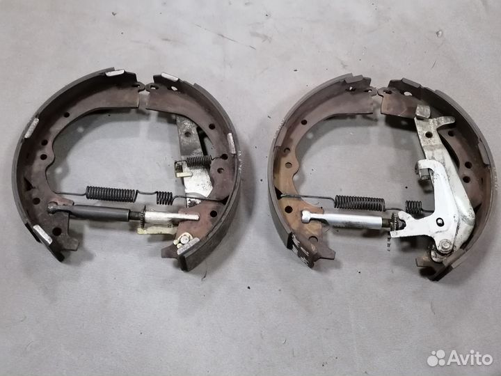 Мех-м стояночного торм.Toyota Lite Ace 1985-1991