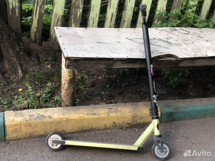 Трюковой самокат Tech team duker 404