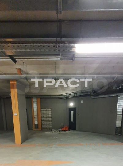 Машиноместо, 18 м²