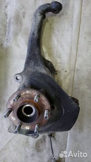 Кулак поворотный Ниссан Патфайднер R51