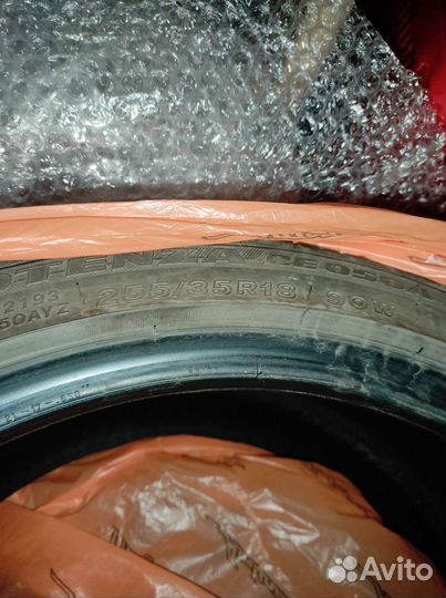 Bridgestone Potenza RE 050A l 225/40 R18 и 255/35 R18 88W