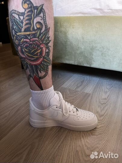 Nike air force 1 triple white