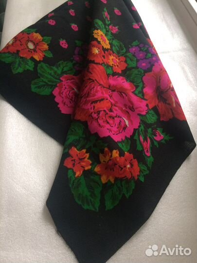 Вещи —-Разные,голубые красные