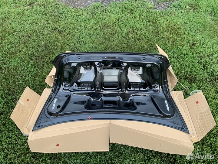 Крышка багажника Volkswagen Polo