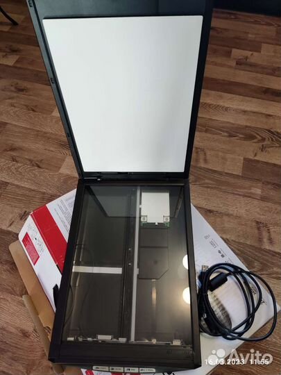 Сканер Canon CanoScan LiDE 100