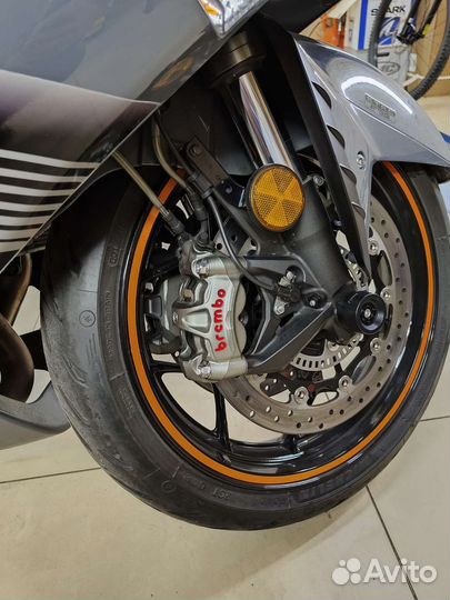 Kawasaki ZZR1400 Kawasaki ZX14R 2018