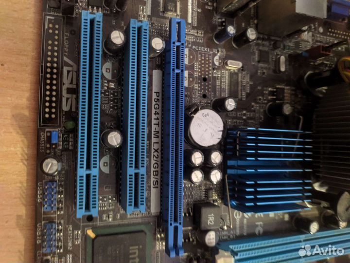 Материнская плата 775