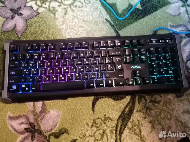 Игровая клавиатура с подсветкой