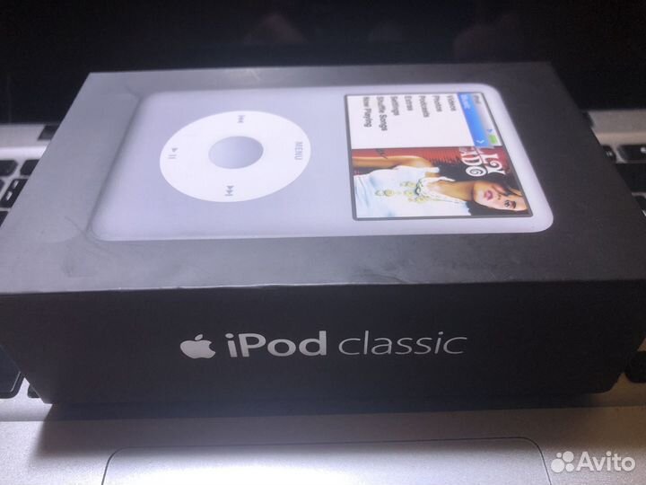 Apple iPod classic 80Gb Silver