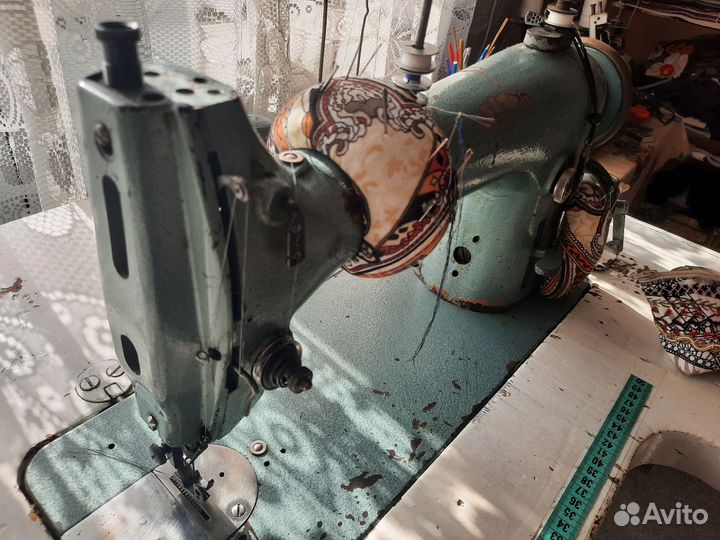 Швейная машинка бу электрическая