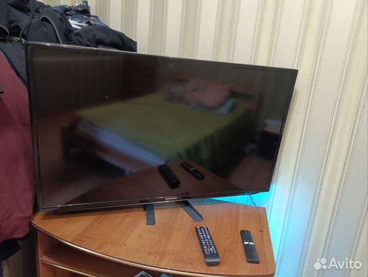 Телевизор SMART tv Samsung 40