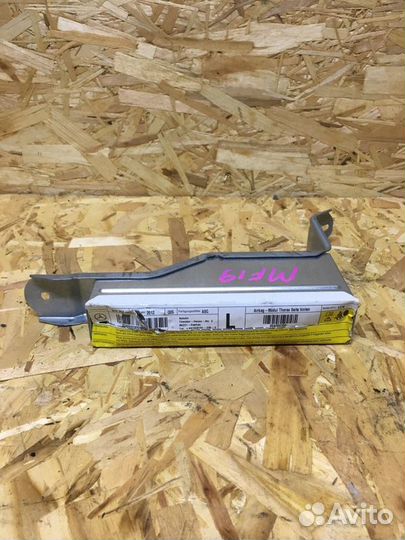 Боковая подушка безопасности задняя левая