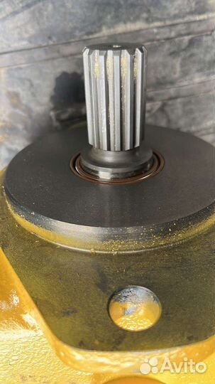 CAT 1300, насос гидр. трëхсекционный, новый