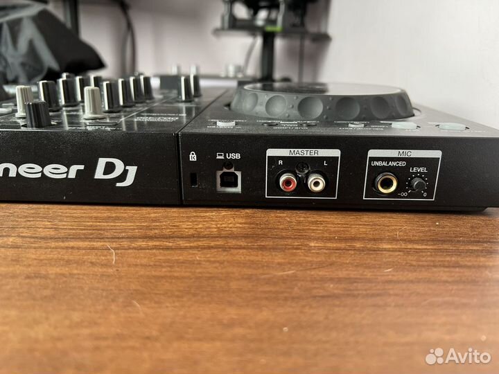 Dj контролер pioneer DDJ-400