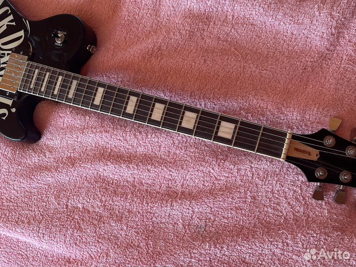 Электрогитара Jack Daniels Whiskey Guitar Peavey