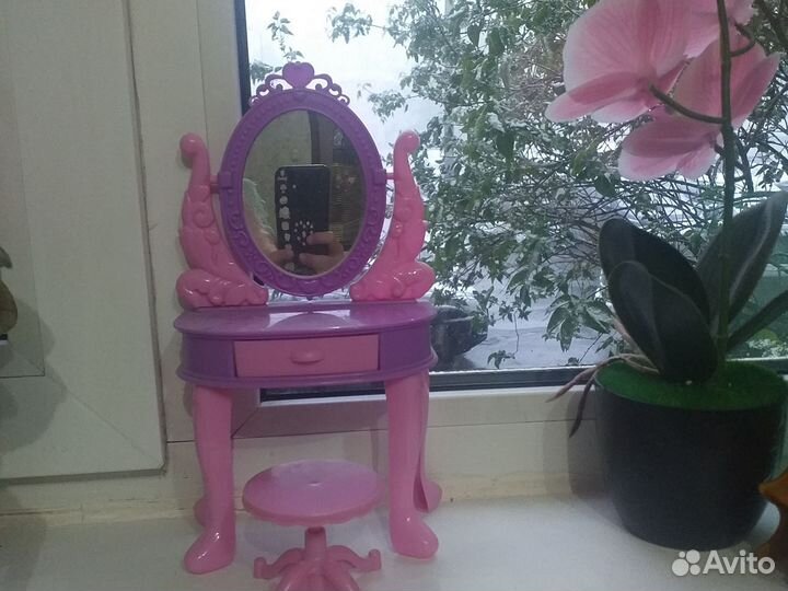 Столик детский для игрушек