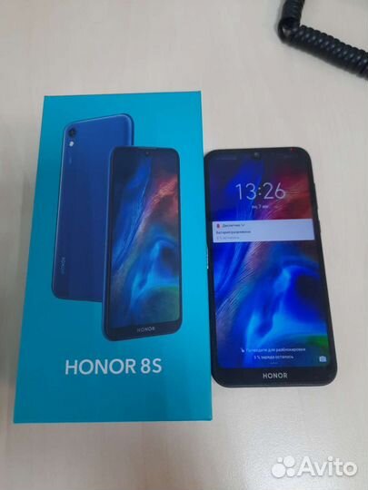 Телефон honor 8s