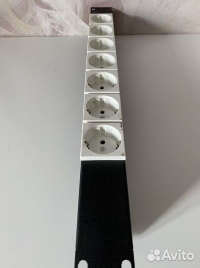 Розетки le grand